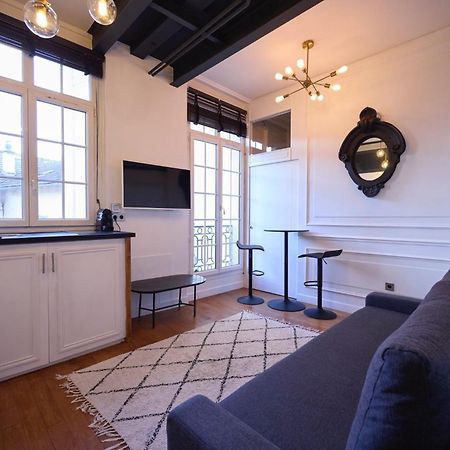 Un Studio Cosy Au Coeur De Paris 17 Batignolles , Monceau 외부 사진