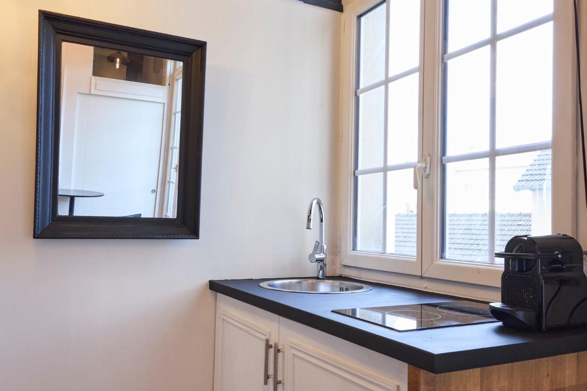 Un Studio Cosy Au Coeur De Paris 17 Batignolles , Monceau 외부 사진